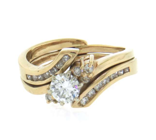 Romantic Yellow Gold 1.25cts Diamond Wedding Set