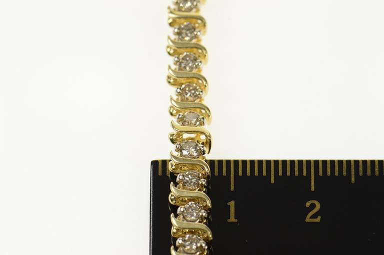 14K Yellow Gold 1.76 Ctw Diamond Classic Wavy Link Tennis Bracelet