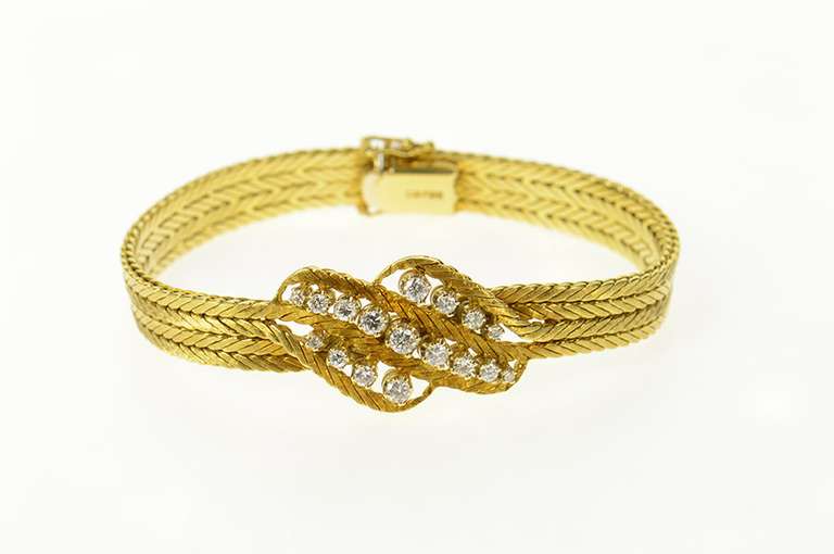 14K Yellow Gold 0.69 Ctw 1940's Diamond Wave Statement Bracelet