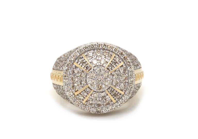 Exceptional 10kt Yellow Gold Gent's Diamond Cluster Ring