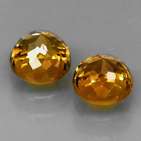 Rare collectors 1.23ct Malaya Garnet set