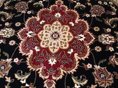 TRADITIONAL 6' ROUND RUG