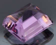 Stunning 28.99ct lilac purple Amethyst
