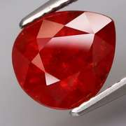 Amazing 4.11ct red orange Spessartite Garnet