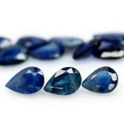 Captivating royal blue 4.56ct Sapphire set