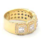 Graceful 1.03ctw Diamond Band in Yellow Gold