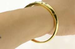 18K Yellow Gold 1.54 Ctw Diamond Emerald Ruby Bangle Bracelet