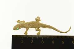 14K Yellow Gold Emerald Eyed Lizard Textured Gecko Pin/Brooch