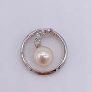 14kt Gold, Pearl, & Diamond Pendant