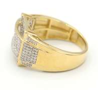 Graceful Yellow Gold Diamond Ring