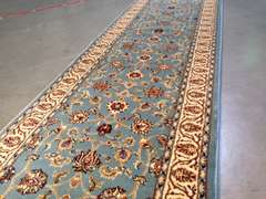 EXQUISITE TRADITIONAL 10 Ft RUNNER