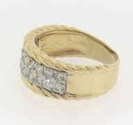 Dazzling Yellow Gold 1cts Diamond Wedding Band