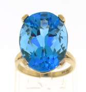 Fabulous Yellow Gold Oval Blue Topaz Ring