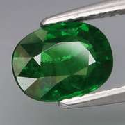 Top emerald green! 1.61ct untreated Tsavorite Garnet