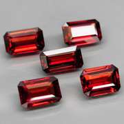 Ravishing wine red 9.38ct untreated Garnet set