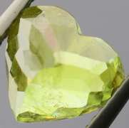 Lovely 3.04ct color shifting Russian Sphene