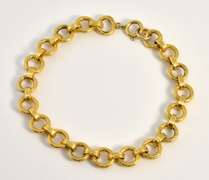 Tasteful 18k Woman's Bracelet