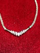 LADIES 14K GOLD AND DIAMOND NECKLACE