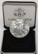 3 Silver Eagles in Boxes & Vietnam Vet Memorial Medallion