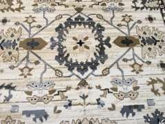 MAGNIFICENT VINTAGE REPRO DESIGN RUG 6x8
