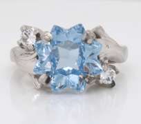 Pleasing White Gold Blue and White CZ Star Ring