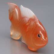 Gorgeous 57.62ct bi-color Agate carving