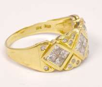 Regal Princess Cut Diamonds Set in a Beautiful Quilted 18k Gold Ring with Round Cut Diamond Accents