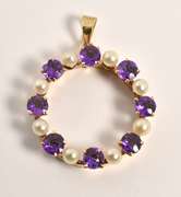 Pretty Amethyst & Pearl Circle Pendamt