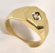 Attractive Man's Diamond Pinkie Ring