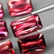 Amazing 8.05ct scissor cut violet pink Rodolite Garnet set