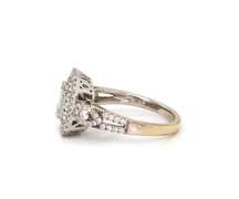 Dazzling 18kt WG Round & Baguette Cut Diamond Ring