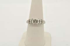 LADIES PLATINUM DIAMOND BAND