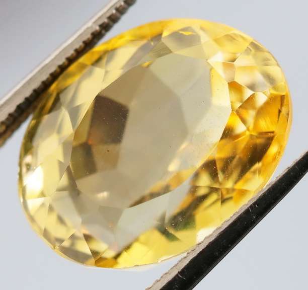 Vivid 6.43ct golden Citrine