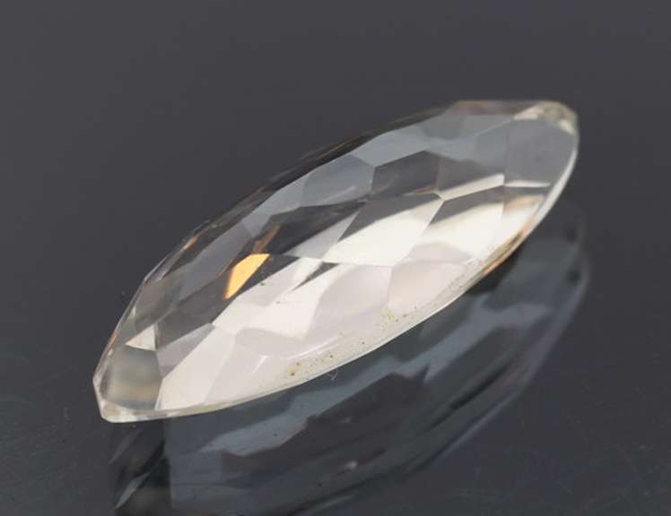 Superb 15.53ct top gem grade diamond white Quartz