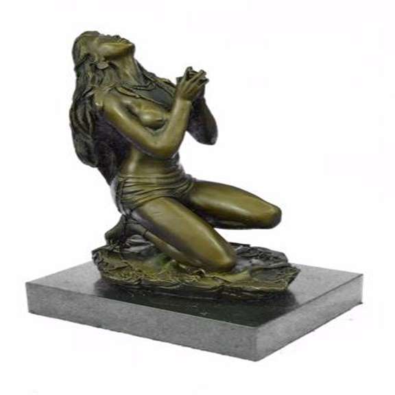 NUDE WARRIOR BRONZE SCULPTURE