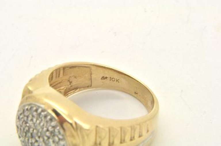 MENS 10 KT YELLOW GOLD DIAMOND RING