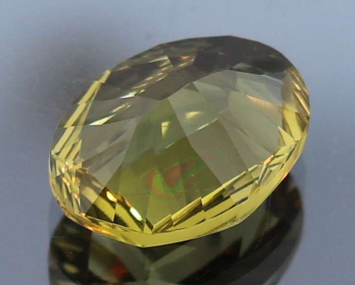 Fashion cut 5.08ct concave cut square table Citrine