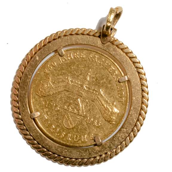 1965 23 K German Medal In An 18 K Bezel