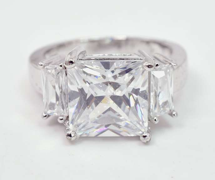 Wonderful Scissor Cut Crystals Set in Sterling Silver Ring