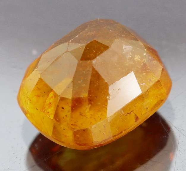 Very rich 6.39ct saffron yellow Sapphire