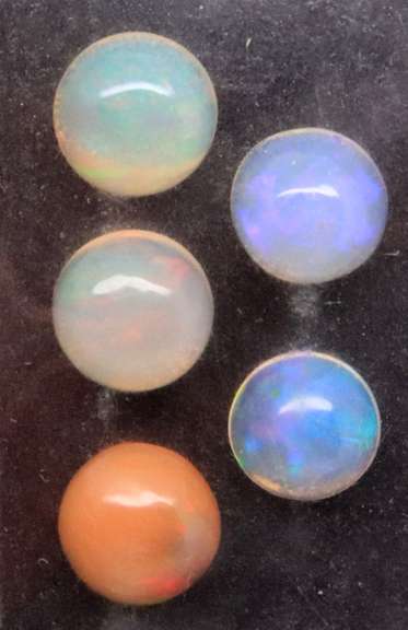 Pretty Set of 5 Round Cut Opal gemstones, 4.80cts