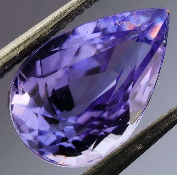 Stunning 1.40ct blue violet Tanzanite