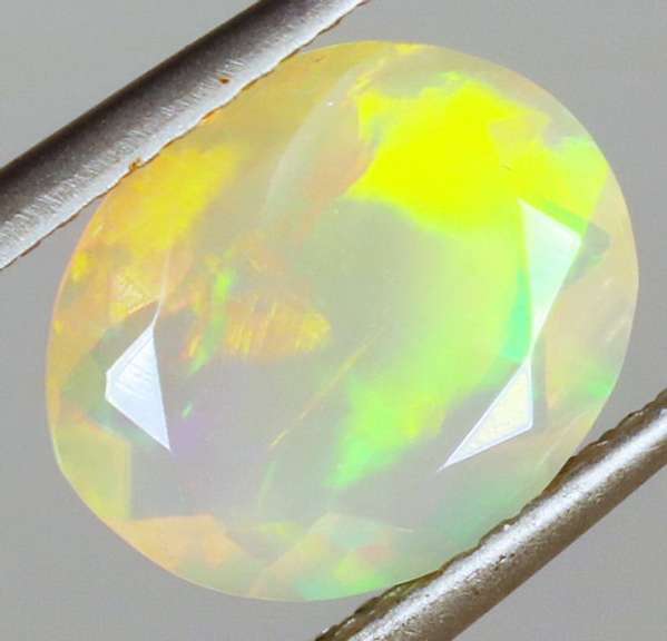 Gorgeous 1.71ct fully natural Welo Opal