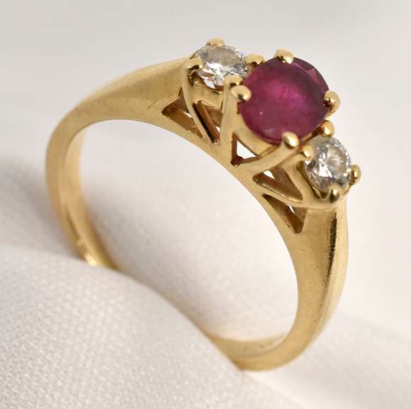 Classic Ruby and Diamond Ring