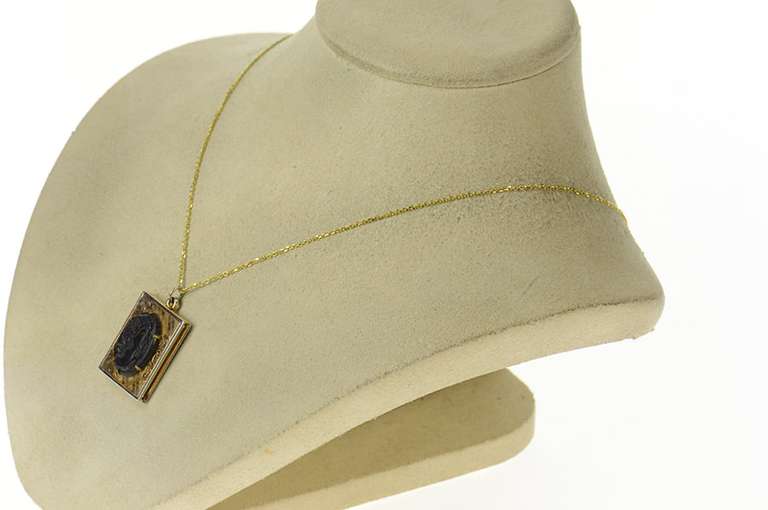 Gold Filled Retro Black Onyx Cameo Book Photo Locket Charm/Pendant