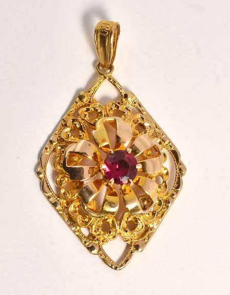 Garnet Pendant with Ornate Gold Work