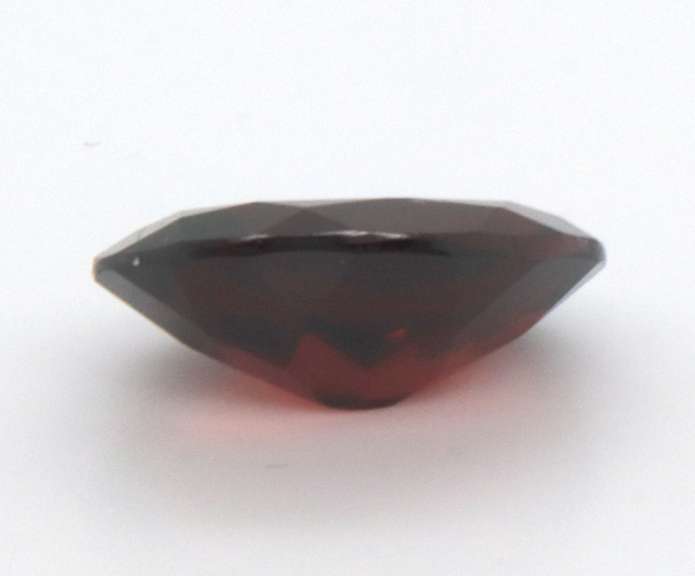 Sublime Oval Cut Red Garnet Gemstone, 9.44ct