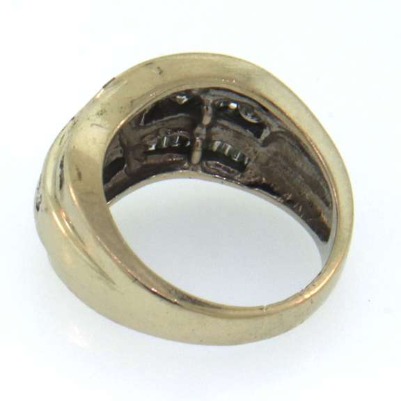 Classic 14k white gold diamond band ring