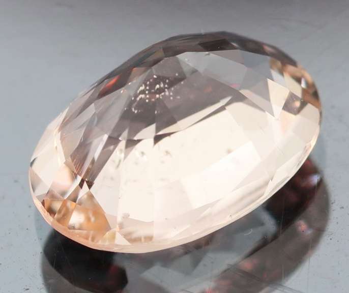 Absolutely gorgeous 4.89ct unheated champagne Beryl