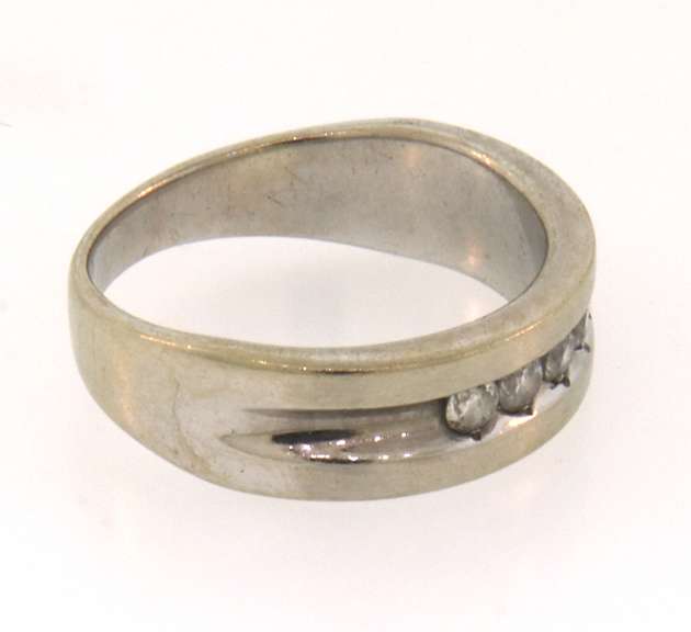 14k white gold diamond channel set ring